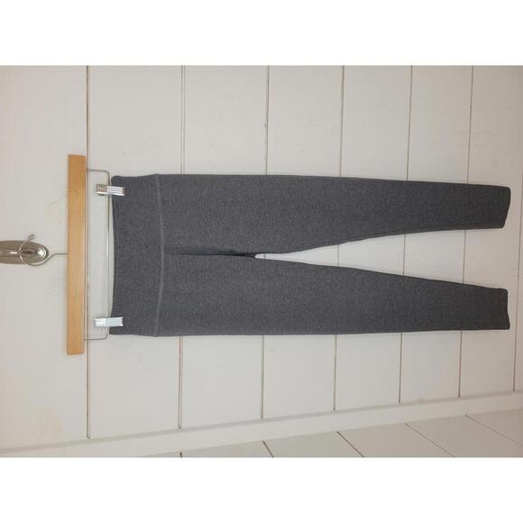 Offline by Aerie "OG" Small grey regular rise leggings - Picture 1 of 4